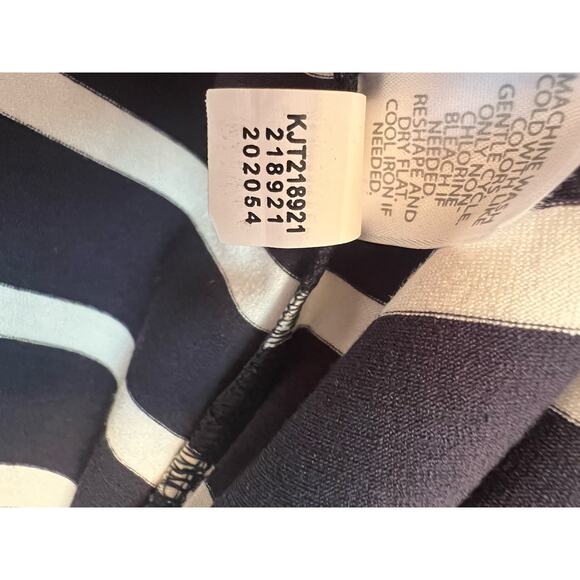 J. Jill knit Navy Blue white stripe two front pockets - size Large - Picture 6 of 6